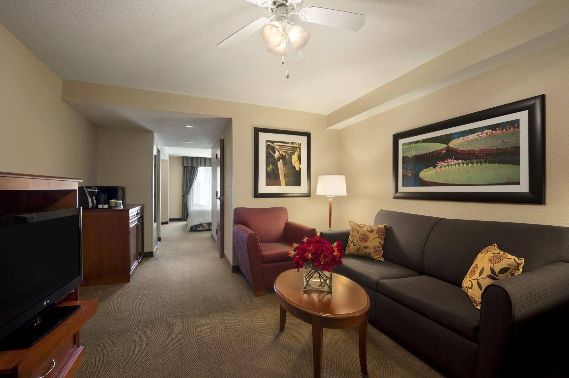 Hilton Garden Inn Houston/The Woodlands Dış mekan fotoğraf